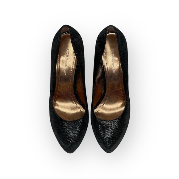 BCBGeneration ❁ Parade Snakeskin Embossed Platform Heels Pumps ❁ Shiny Black 8.5 - Picture 9 of 16